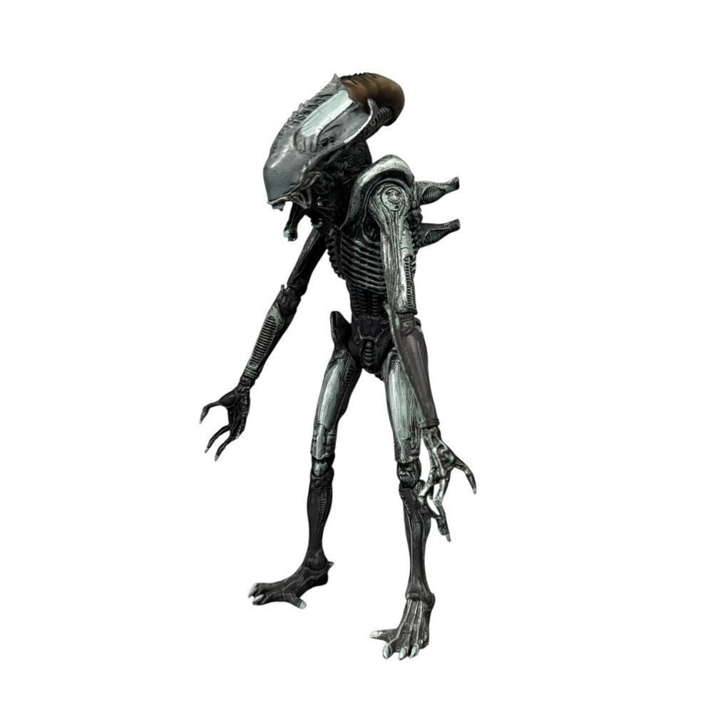 Alien Vs. Predator Arcade Tribute 9” Arachnoid Alien Action Figure NECA